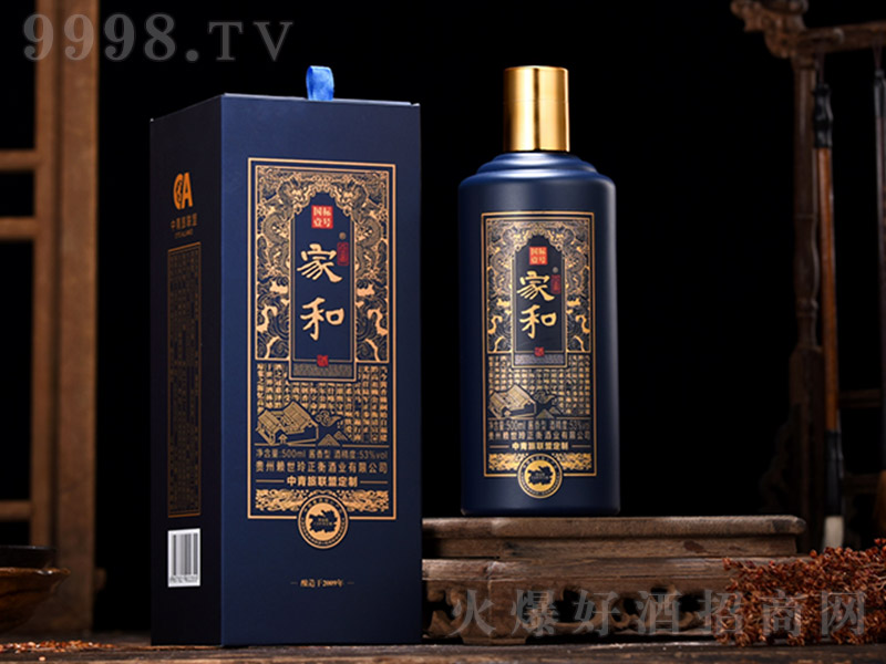 ����Һ;��{ƿ�b �u���Ͱ׾ơ�53%vol 500ml��