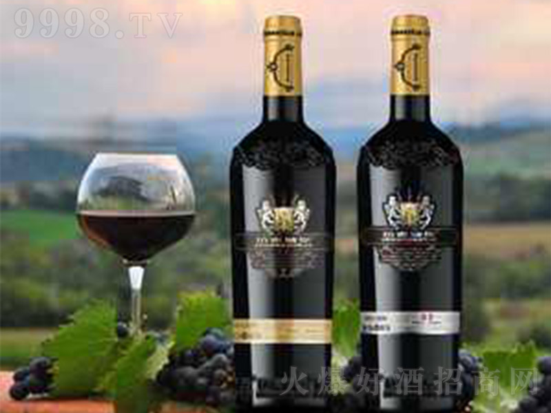 �����Ǳ�ʢ�����Ѿơ�750ml��