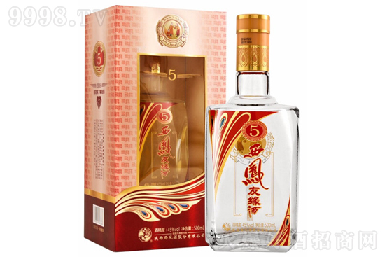 45�����P�Ѿ���5̖(h��o)�P���͸߶Ȱ׾�500ml�r(ji��)�񣬶����X��