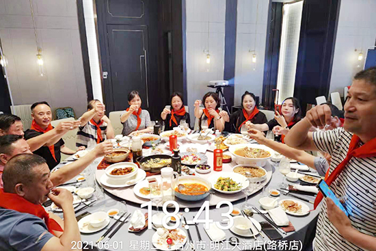 Сé֮��ϟ����ƻ������Ȧ����Ǭ�ƘI(y��)2021ǧ��(ch��ng)�f(w��n)��Ʒ�b��(hu��)Ȧ�۟o(w��)��(sh��)��