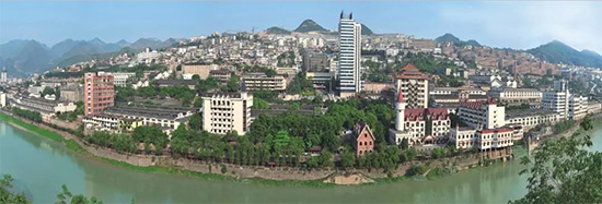 �u�����]�����o��(j��ng)�����x��һƿ���u�ƣ�