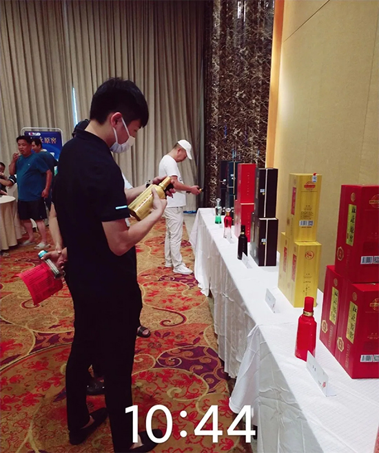 �r������ ���bδ�������ſ�ԭ�Ѹ߶˿͑�Ʒ�b��¡���e�k