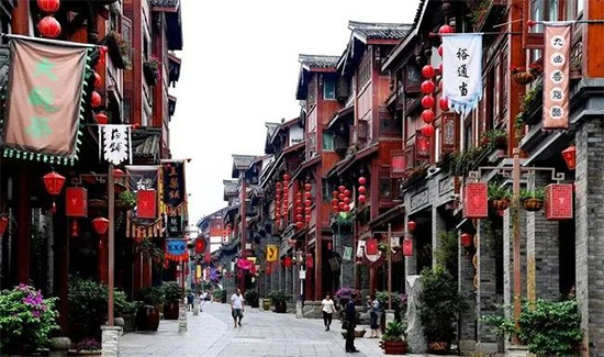 �F���Ͻ��Ǿ�|é�_�(zh��n)�}�\�Ļ������˽������