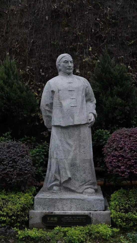 ����Ǭ�����B�ɾ�