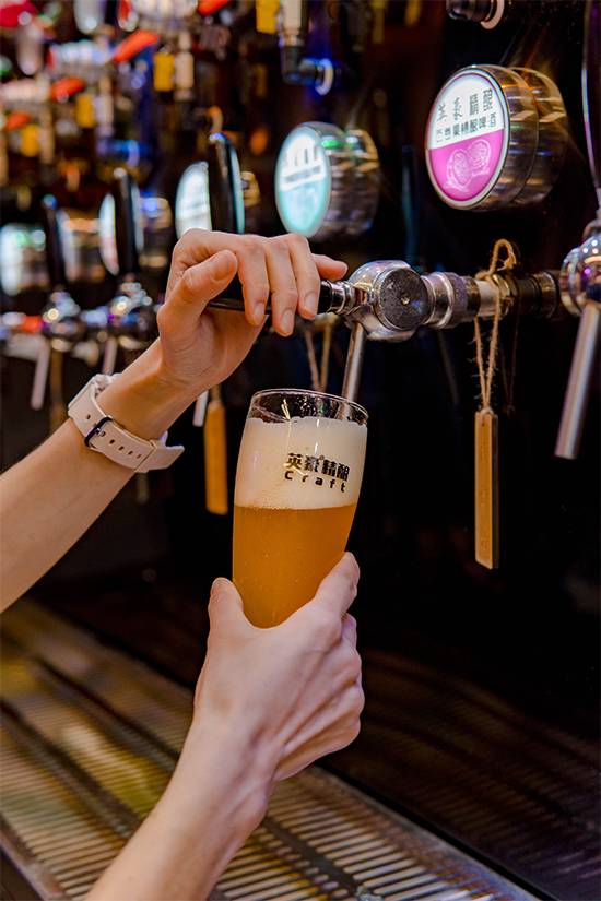 ��(ji��)��С�ہ�Ӣ����ᄻ������^--��ʳ�������