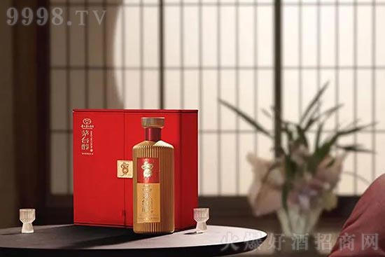 é�_(t��i)��