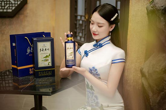 ����F�ݾ����ϵ��Ʒ�b�ƕ�