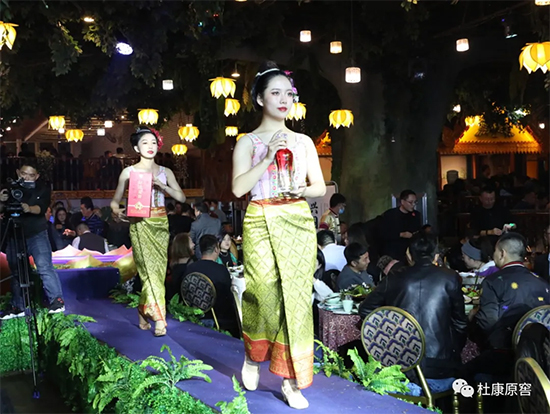 �����ſ��Ļ�����P(y��ng)����Ʒ�ơ�����һ�ſ�ԭ�ь��u���ڴ�����ʢ���_(k��i)�I(y��)