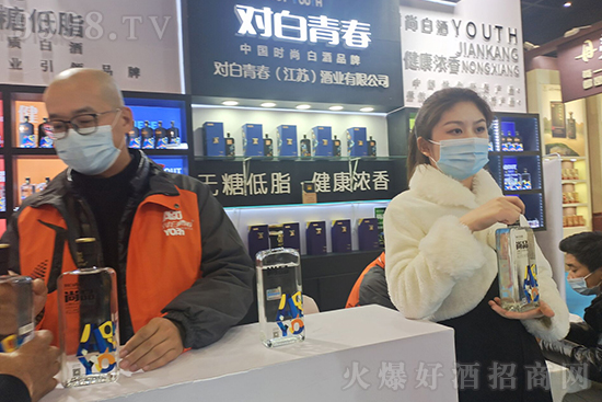 ��(du��)���ഺ