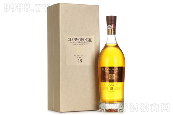 43����m��18��ߵ؆�һ��ѿ�K���m��ʿ��700ml�r(ji��)���������X��