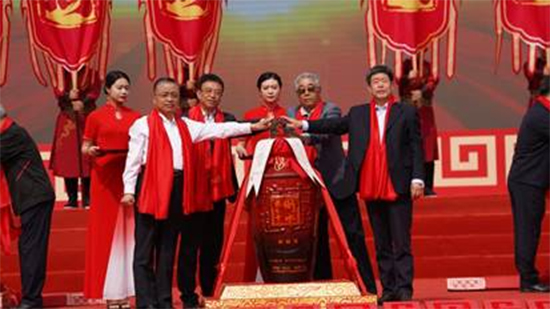 �����ӡ�󡤺�ˮ�ϰ׸ɾ��Ļ���(ji��)��s������2000�����e�͹�ͬҊ�C��ˮ�ϰ׸��Ļ��о�Ժ���ƣ�