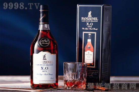 40����˹�D������¶���{(l��n)܎XO���m��700ml�r�񣬶����X��