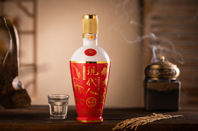 ���e��ZҺ�ɷ����޹�˾��Ʒ�F(xi��n)���˾ƾd��42��52��500ml�����Ͱ׾�