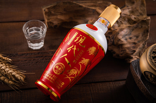 ���e��ZҺ�ɷ����޹�˾��Ʒ�F(xi��n)���˾ƾd��42��52��500ml�����Ͱ׾�