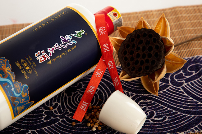 ������ơ��Fˮ53��500ml�u���Ͱ׾�