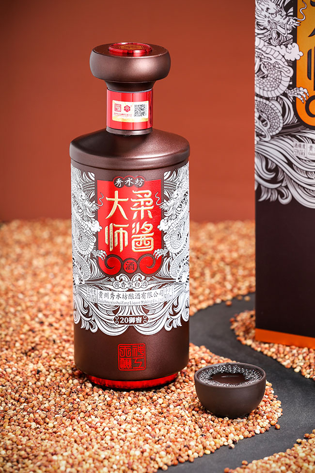 ��ˮ�����u�󎟾�20���� �u���Ͱ׾ơ�53�� 500ml��