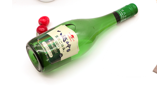 �����T��������^���{(l��n)ñ�����Ͱ׾�