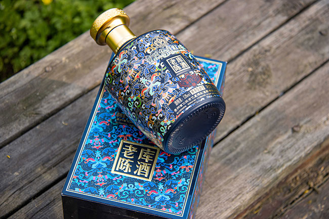 億星老庫(kù)陳酒V20