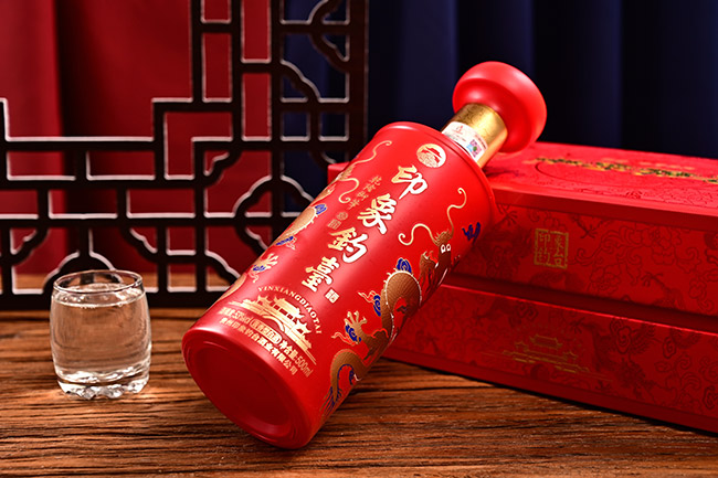 ӡ����_�Ƽt �u���Ͱ׾ơ�53�� 500ml��