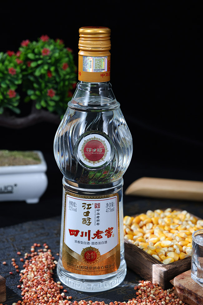 四川老窖金彩 濃香型酒【52度 475ml】